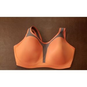 Wacoal Underwire Sports Bra